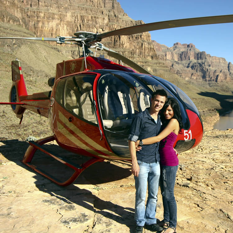 Grand Canyon Helicopter Adventure Tour With Floor Landing - Tour Look