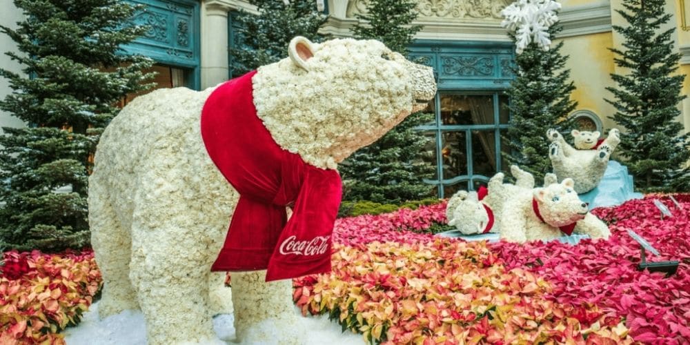 bellagio conservatory decorated for christmas
